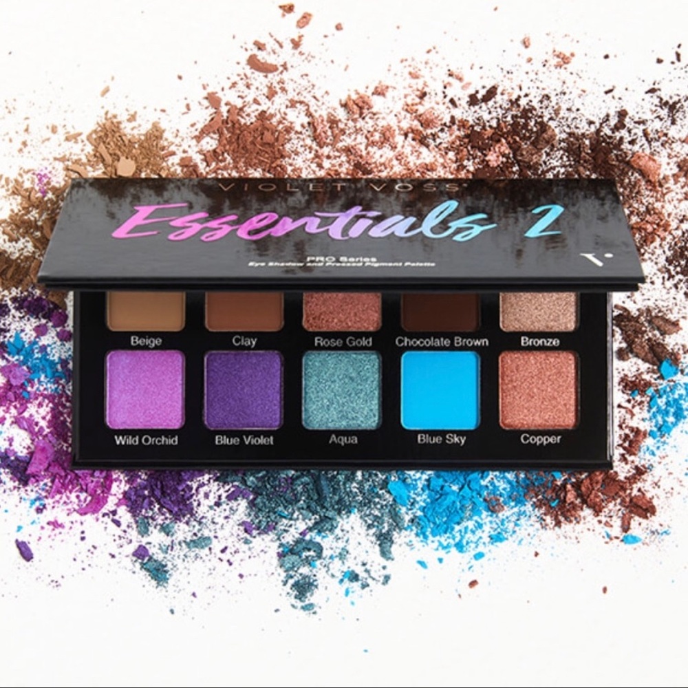 NWT Violet Voss Essentials 2 professional palette